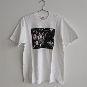 Supreme x Futura tee size medium